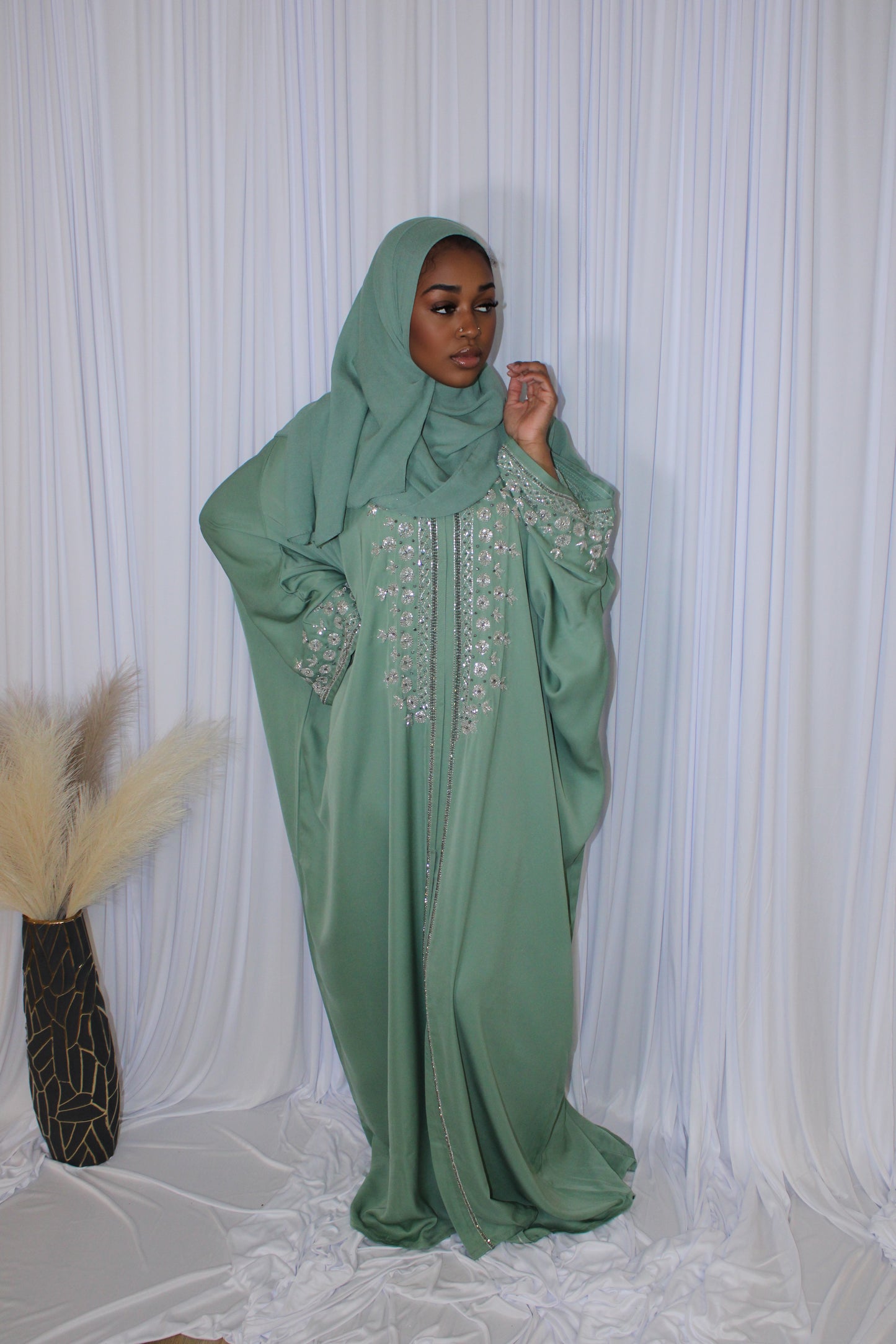 Mirah Abaya