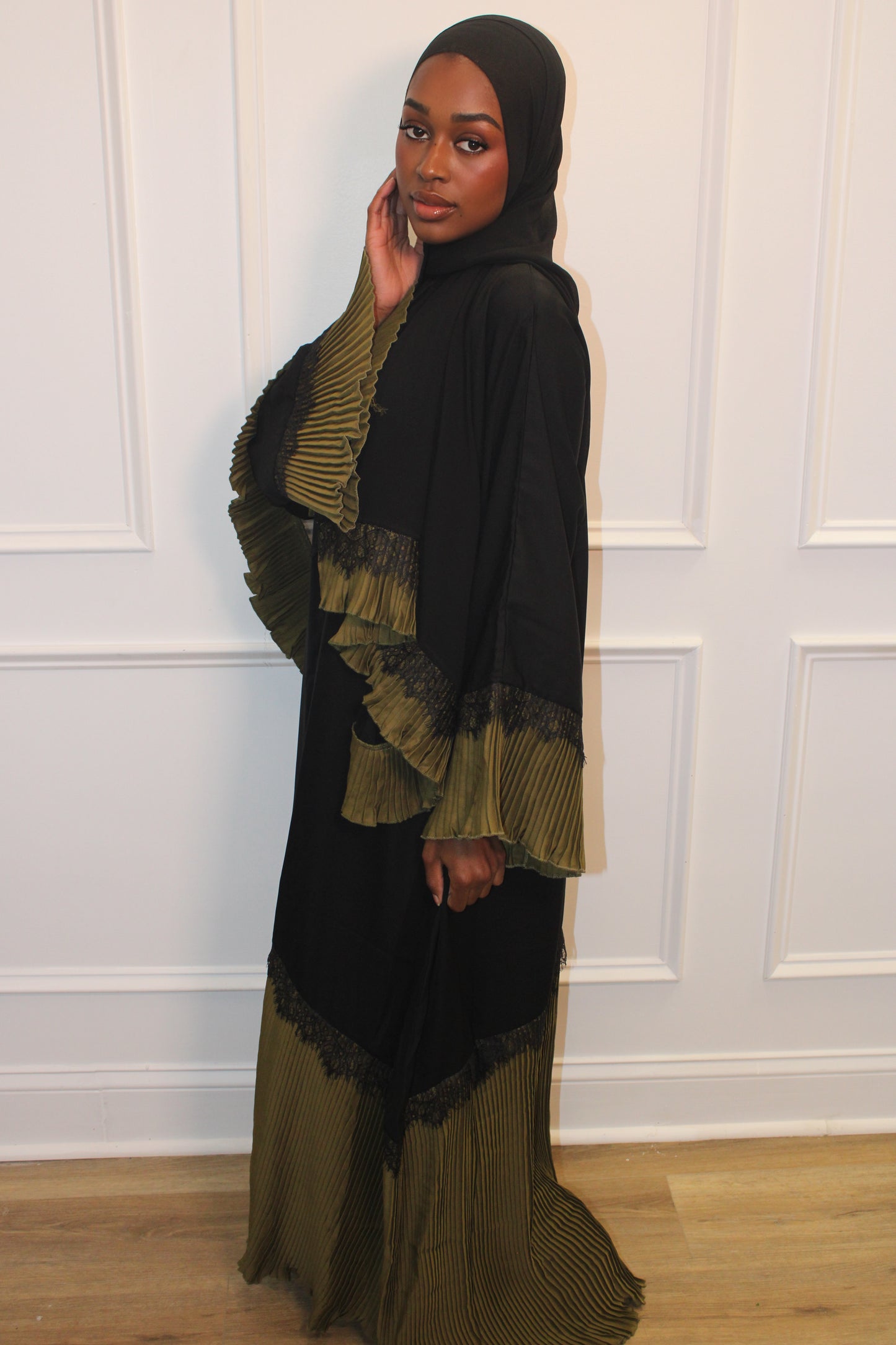 Asma Open Abaya