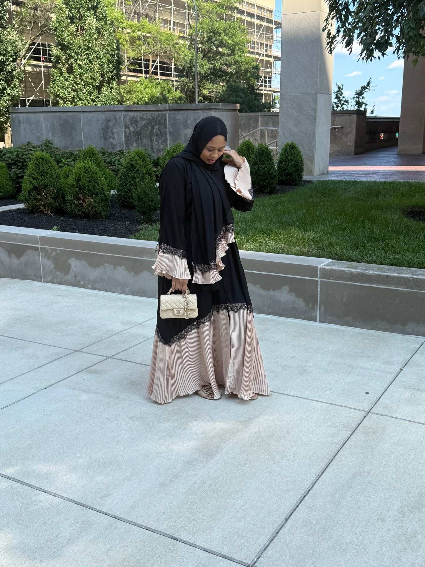 Asma Open Abaya