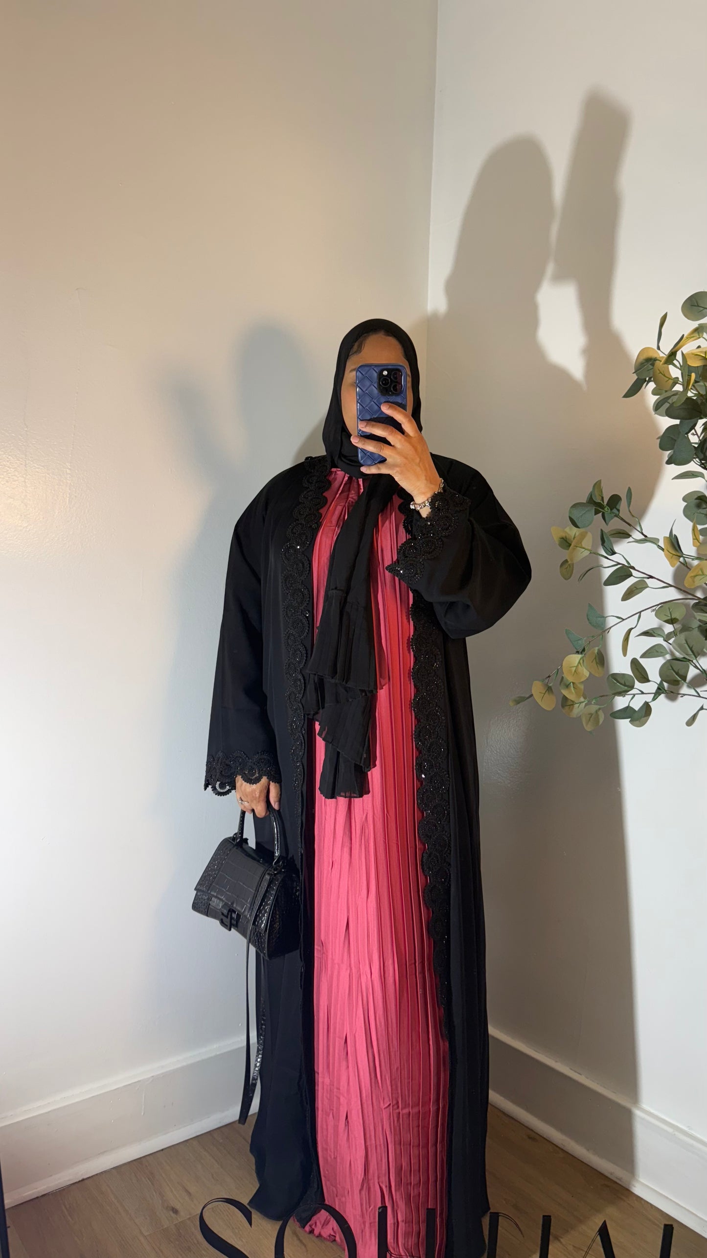 Huda Underdress