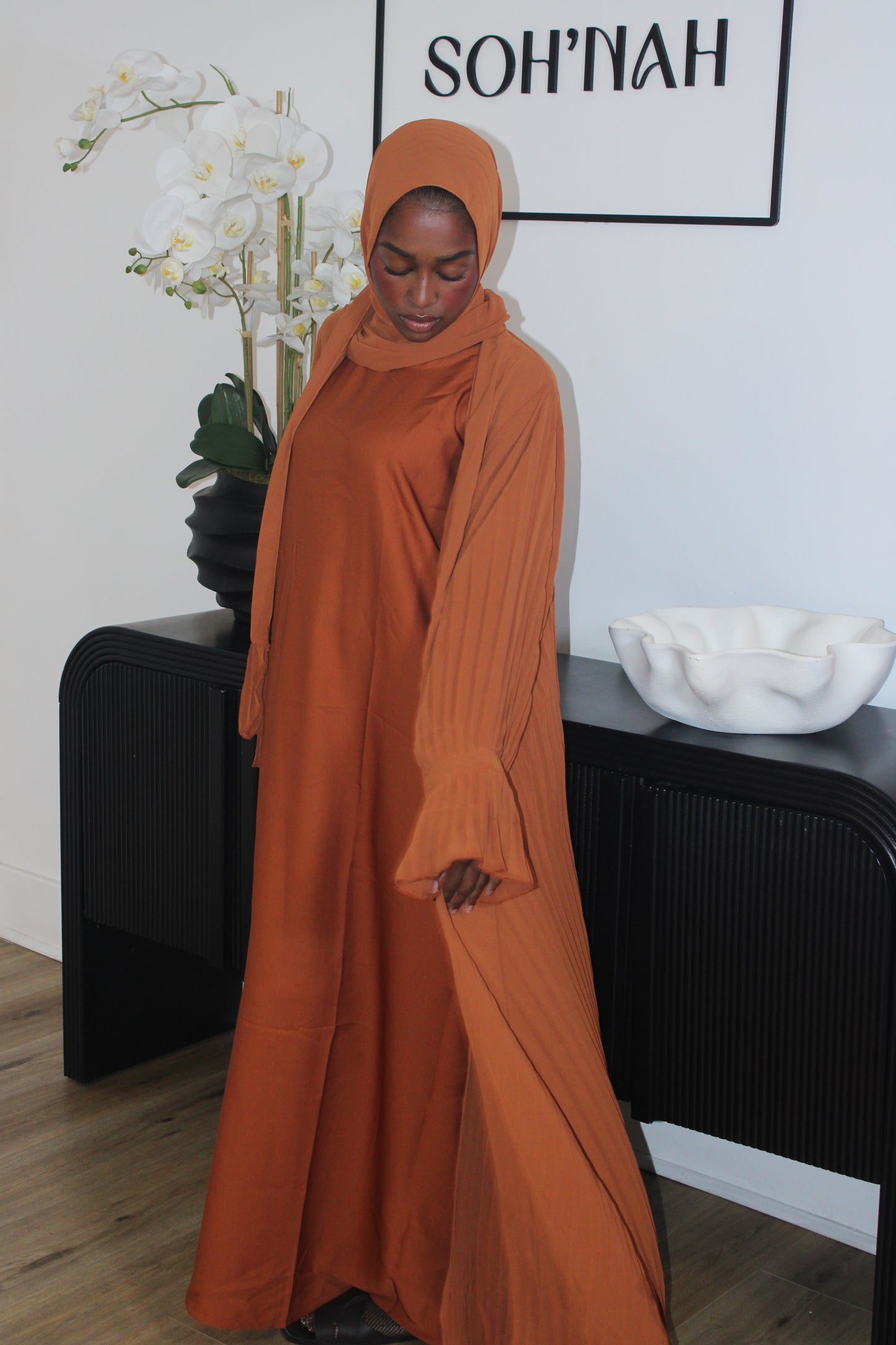Bella Open Abaya