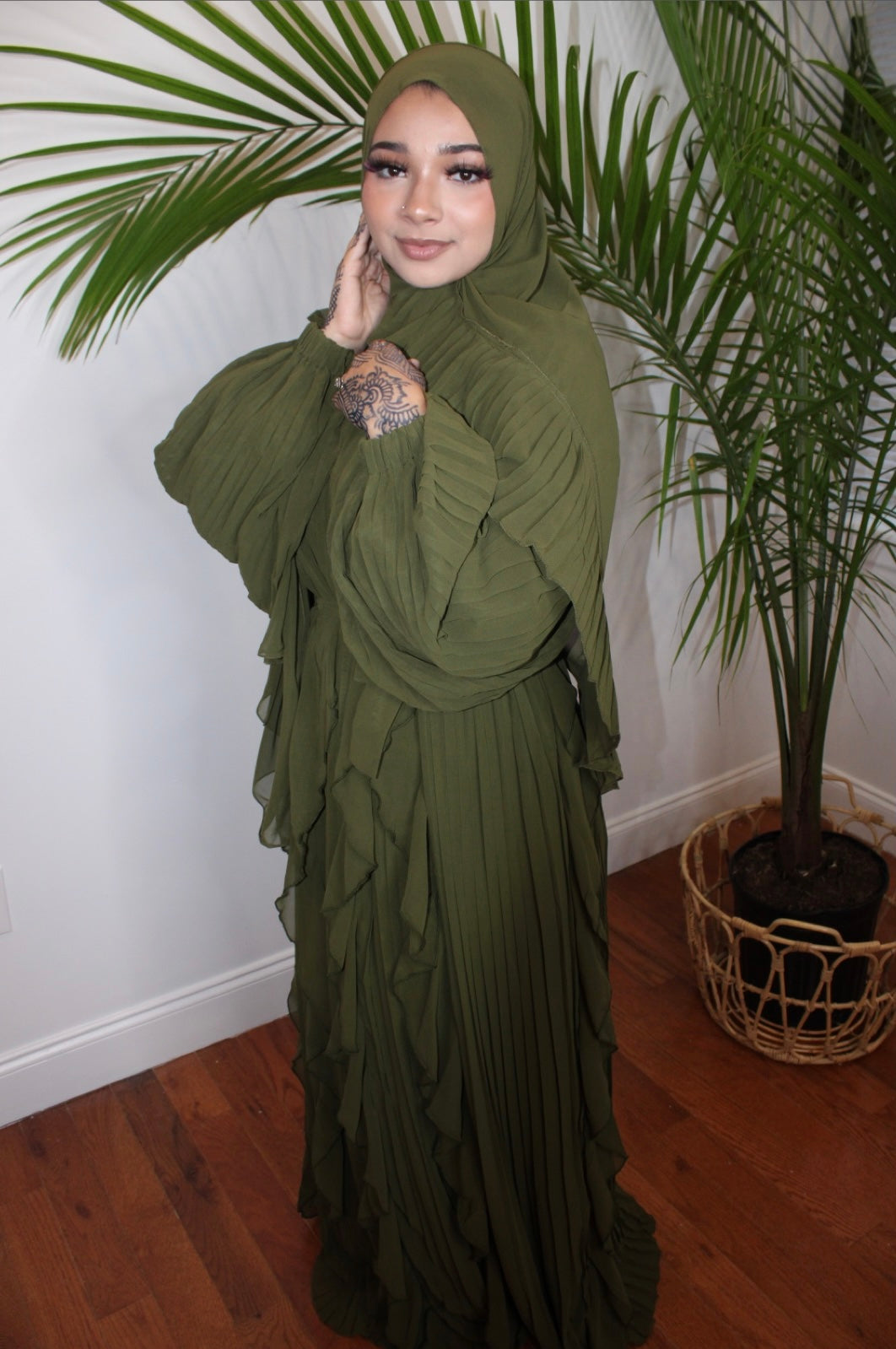 Saniyah Abaya